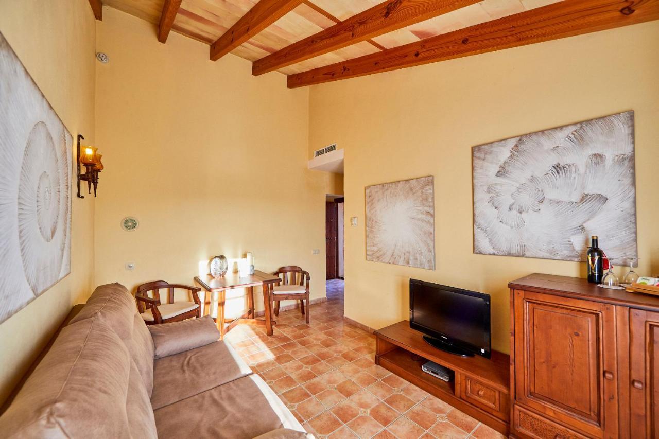 Agroturismo Es Quatre Cantons Бинисалем Экстерьер фото